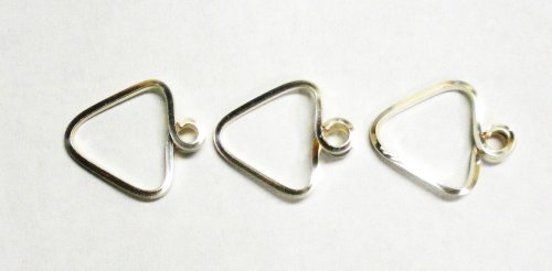 Judy Larson's Wire Triangle Link - , Findings & Components, Toggles & Clasps, Earwire & Headpin, Loops, Wire Loop, Wrapped Wire Loop, Hold the mandrel step on the side of a table.